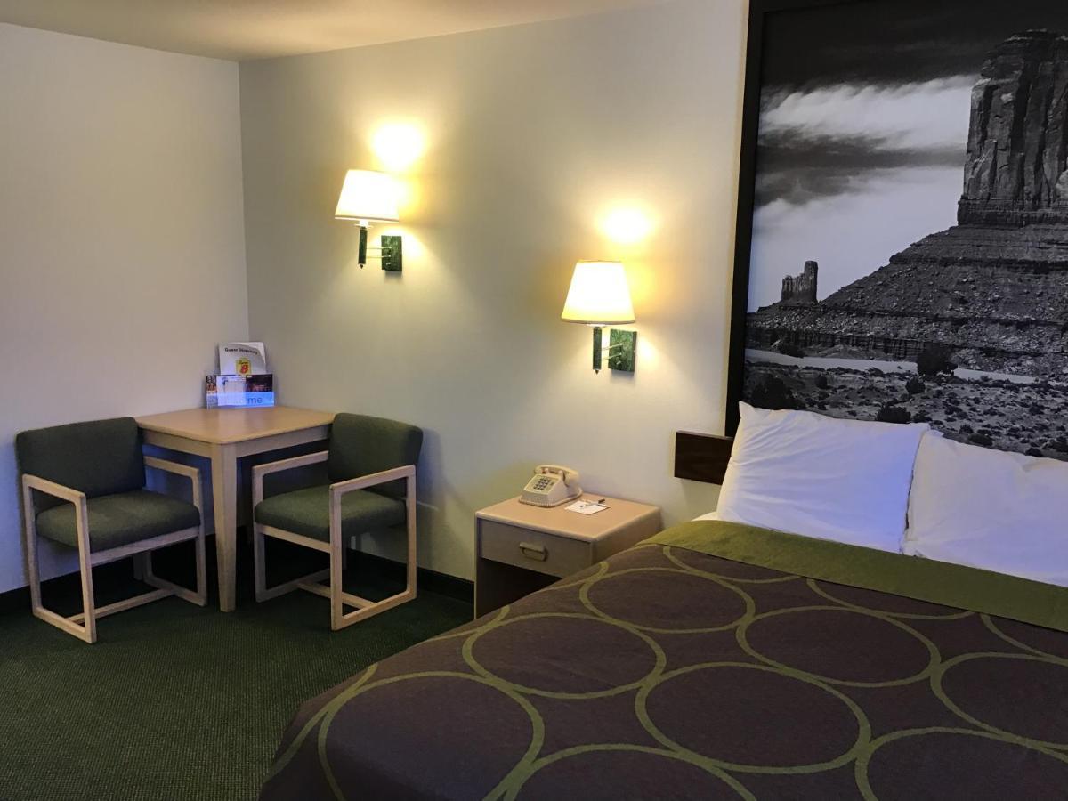 Arch Canyon Inn 블랜딩 외부 사진