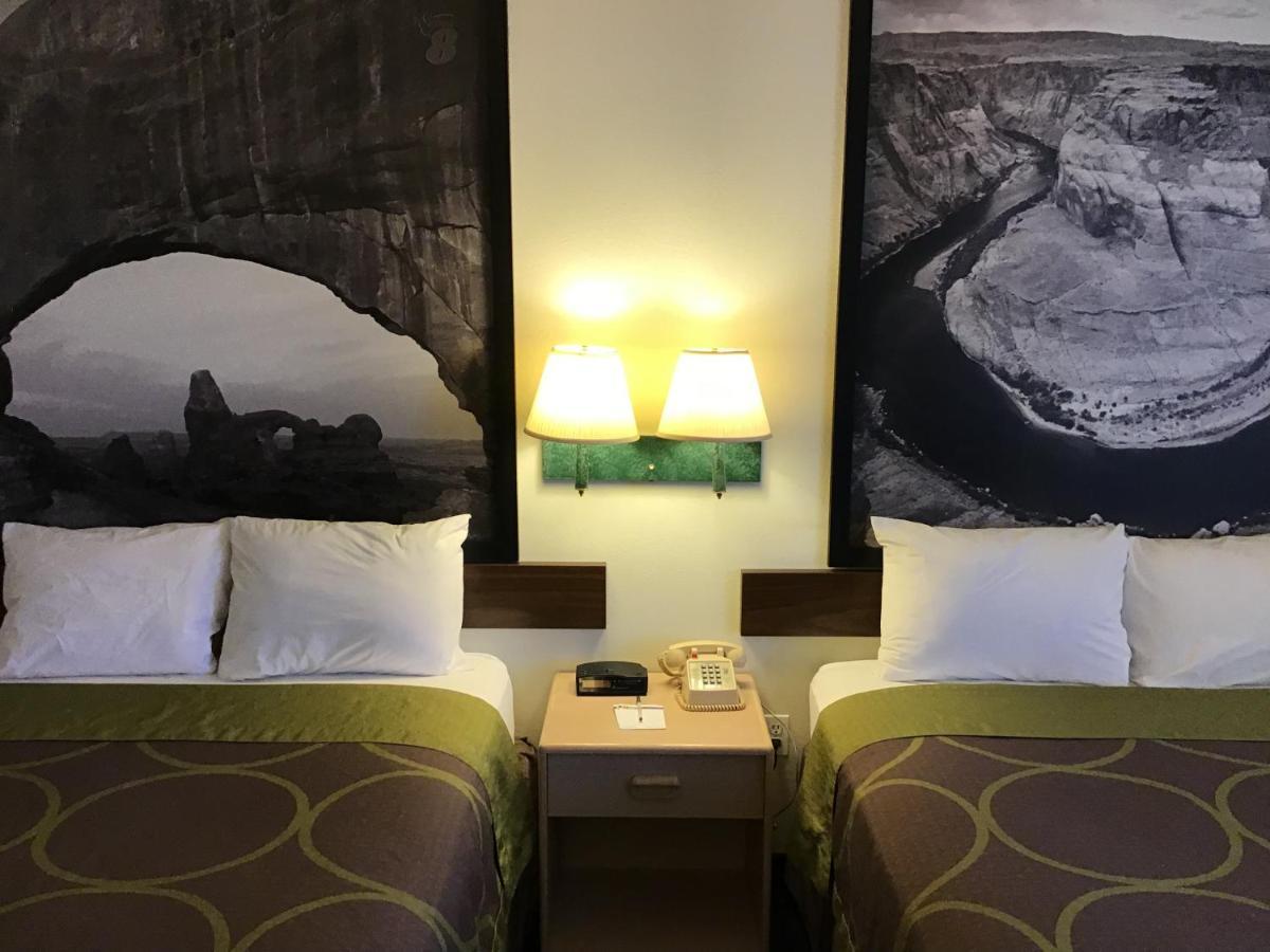 Arch Canyon Inn 블랜딩 외부 사진