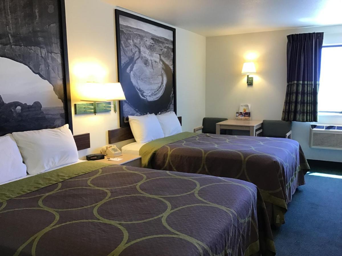 Arch Canyon Inn 블랜딩 외부 사진