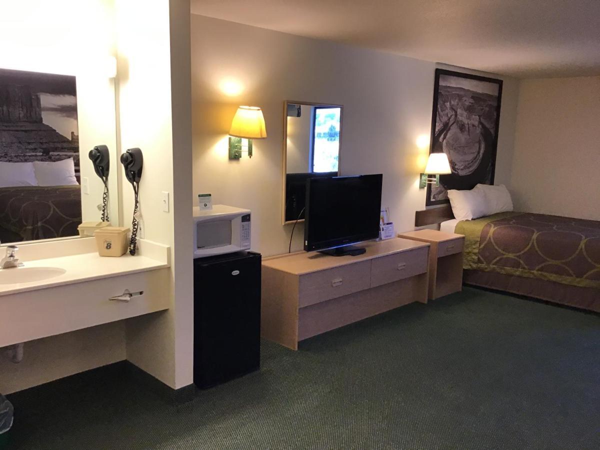 Arch Canyon Inn 블랜딩 외부 사진